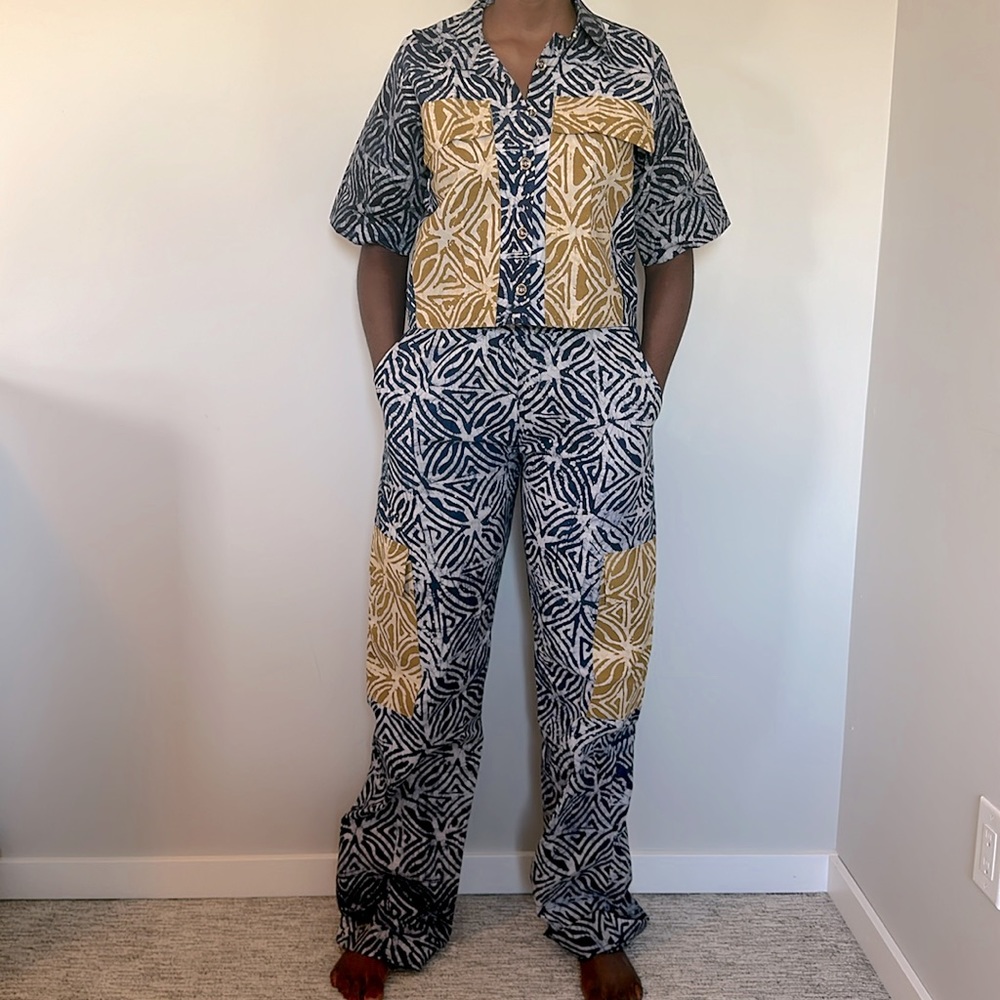 KENORIA Paulette Cropped top and cargo pants 2-piece set